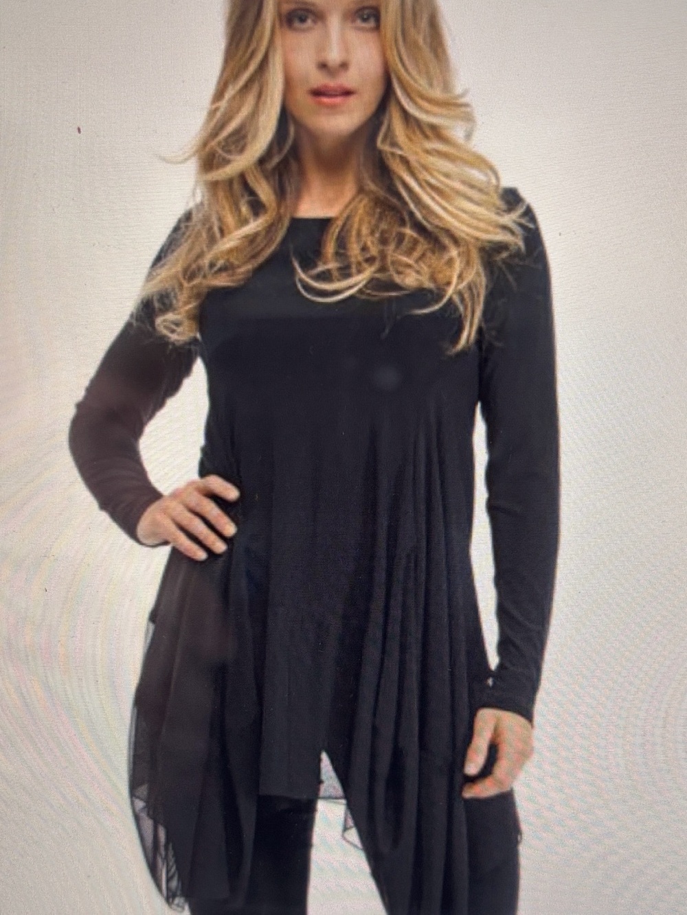 Sympli Tunic with Asymmetric Mesh Hem